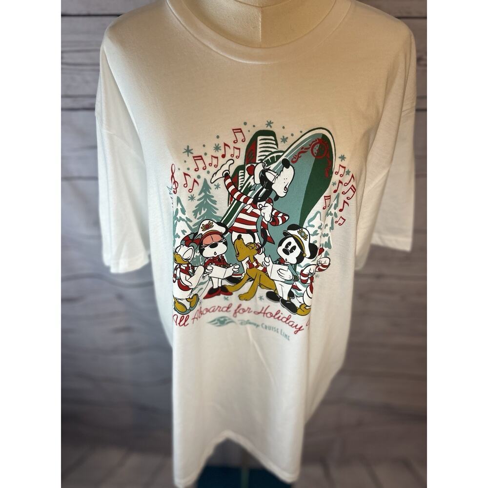 Disney Cruise Line All Aboard for Holiday Fun T-Shirt XL NWT Christmas - Picture 2 of 5